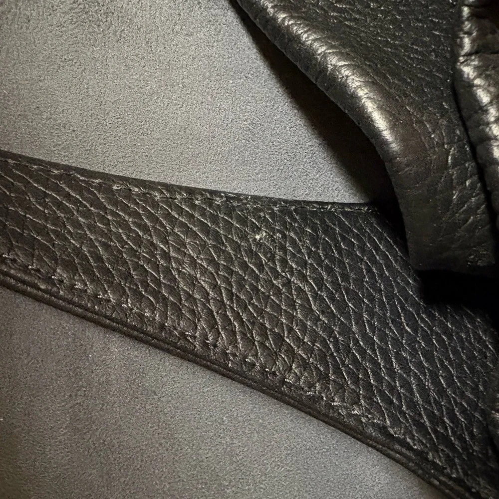 Dooney & Bourke Black Pebbled Leather Hobo with Gold Hardware - Picture 7 of 9
